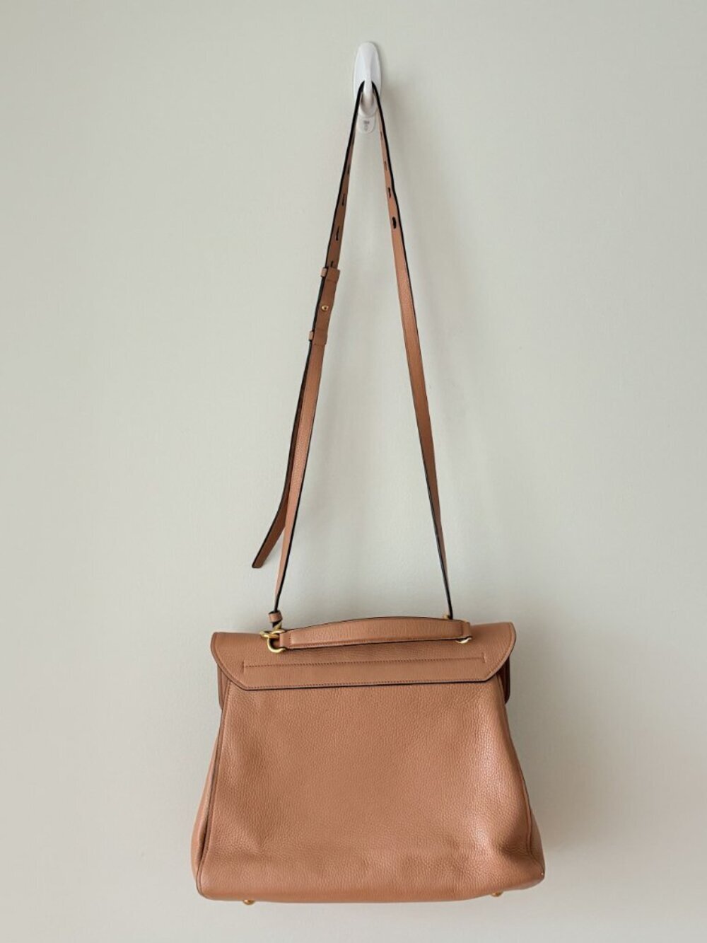 Salvatore Ferragamo Margot Satchel Beige Pink Calfskin Leather - Picture 4 of 8